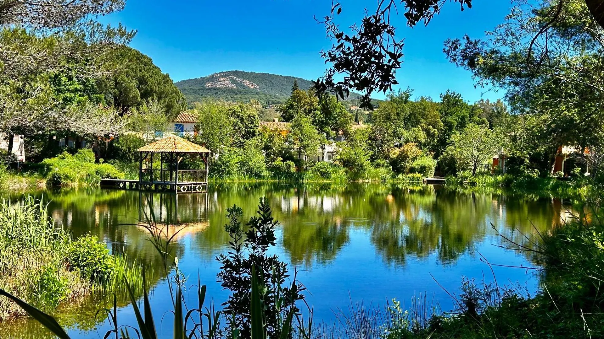 Les Restanques Maison 12 Lac Grimaud